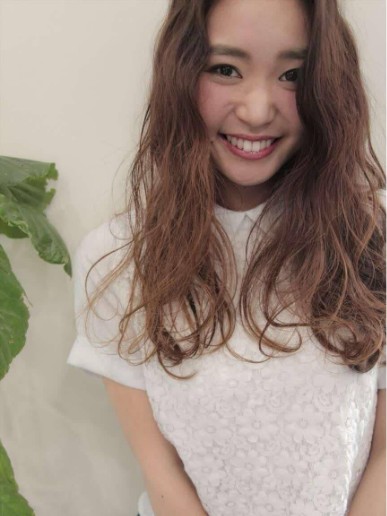 ヨロ ヘアスタイル